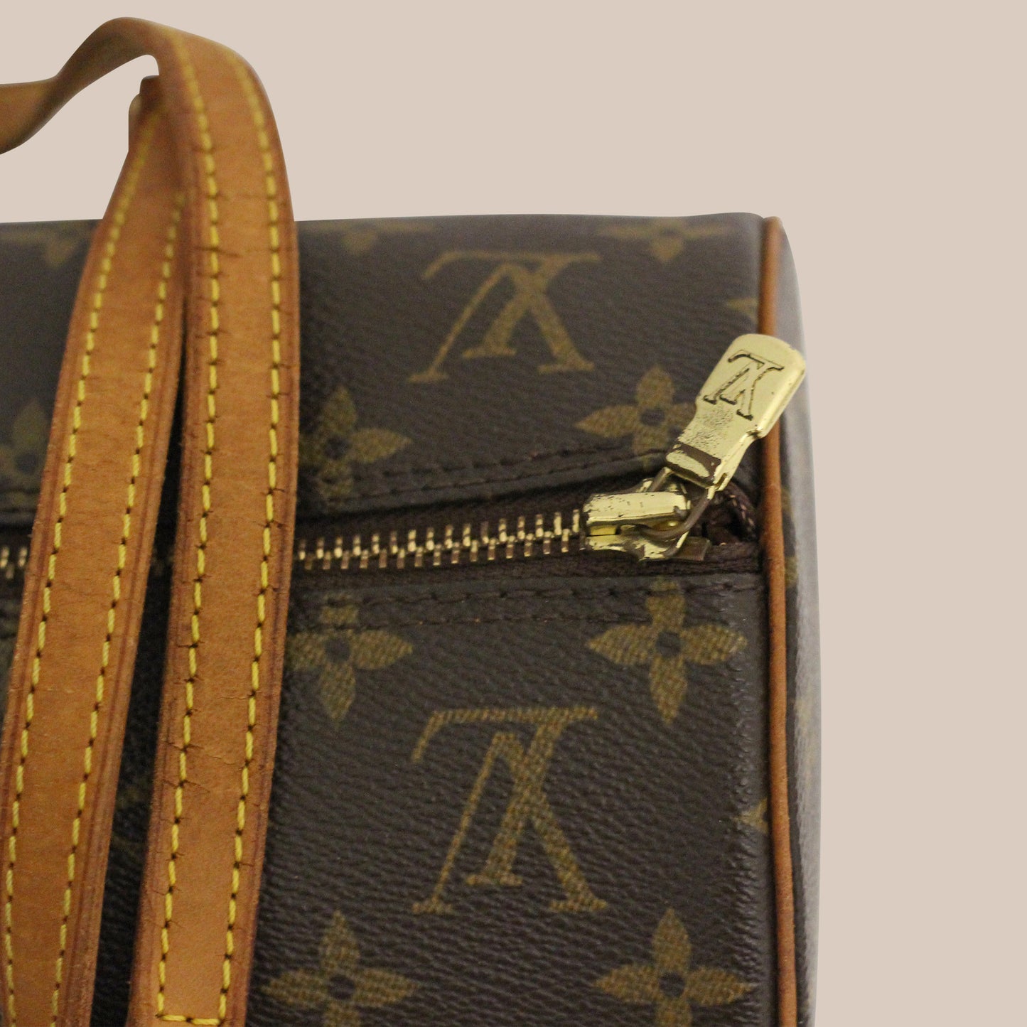 Louis Vuitton  Papillon 30