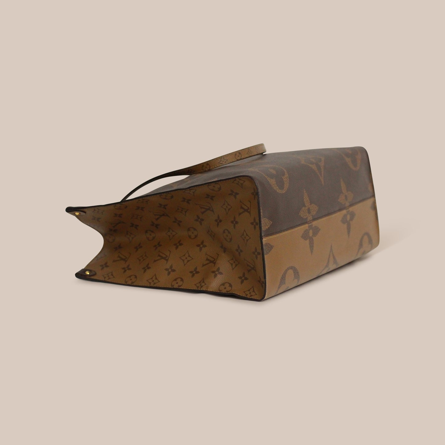 Louis Vuitton Giant Onthego MM