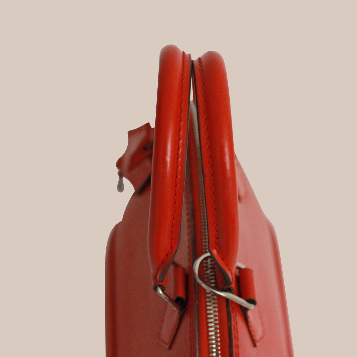 Louis Vuitton Epi Alma BB