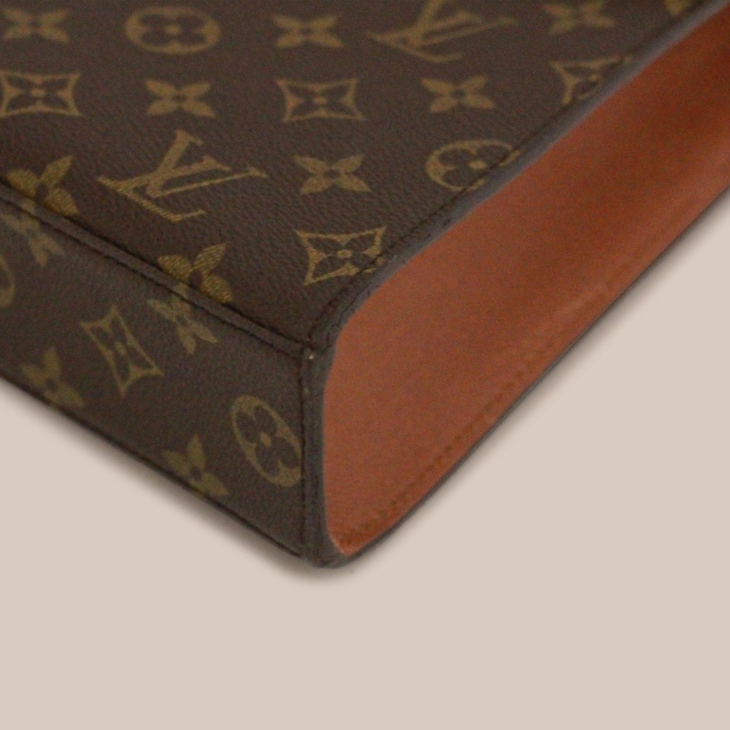 Louis Vuitton Malesherbes