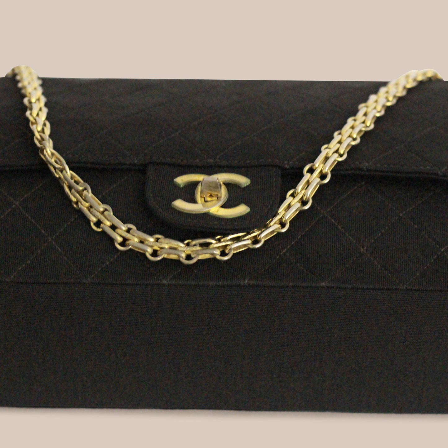 Chanel Timeless 2.55