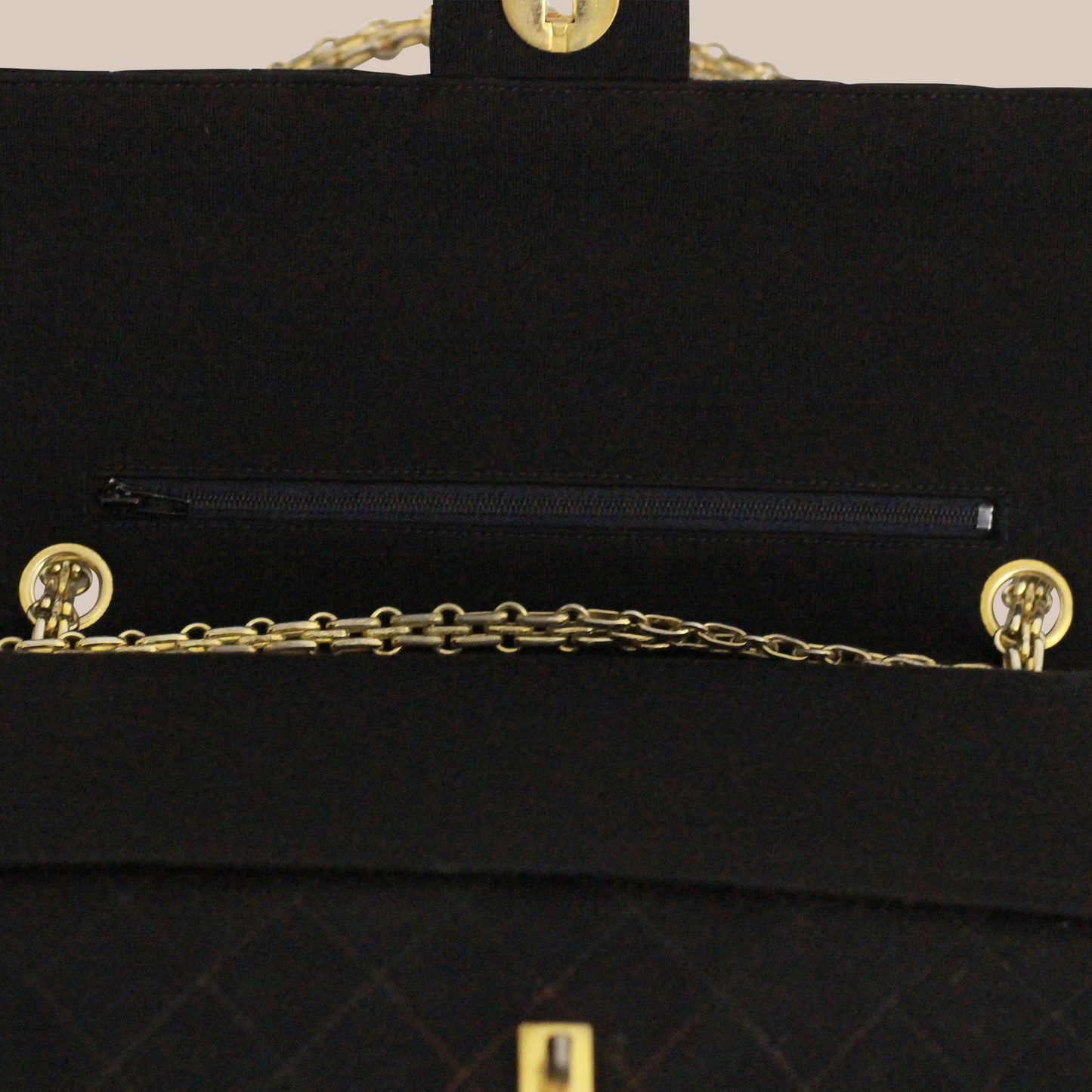 Chanel Timeless 2.55