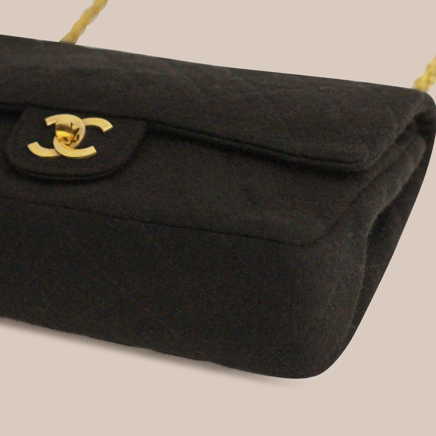 Chanel Timeless 2.55