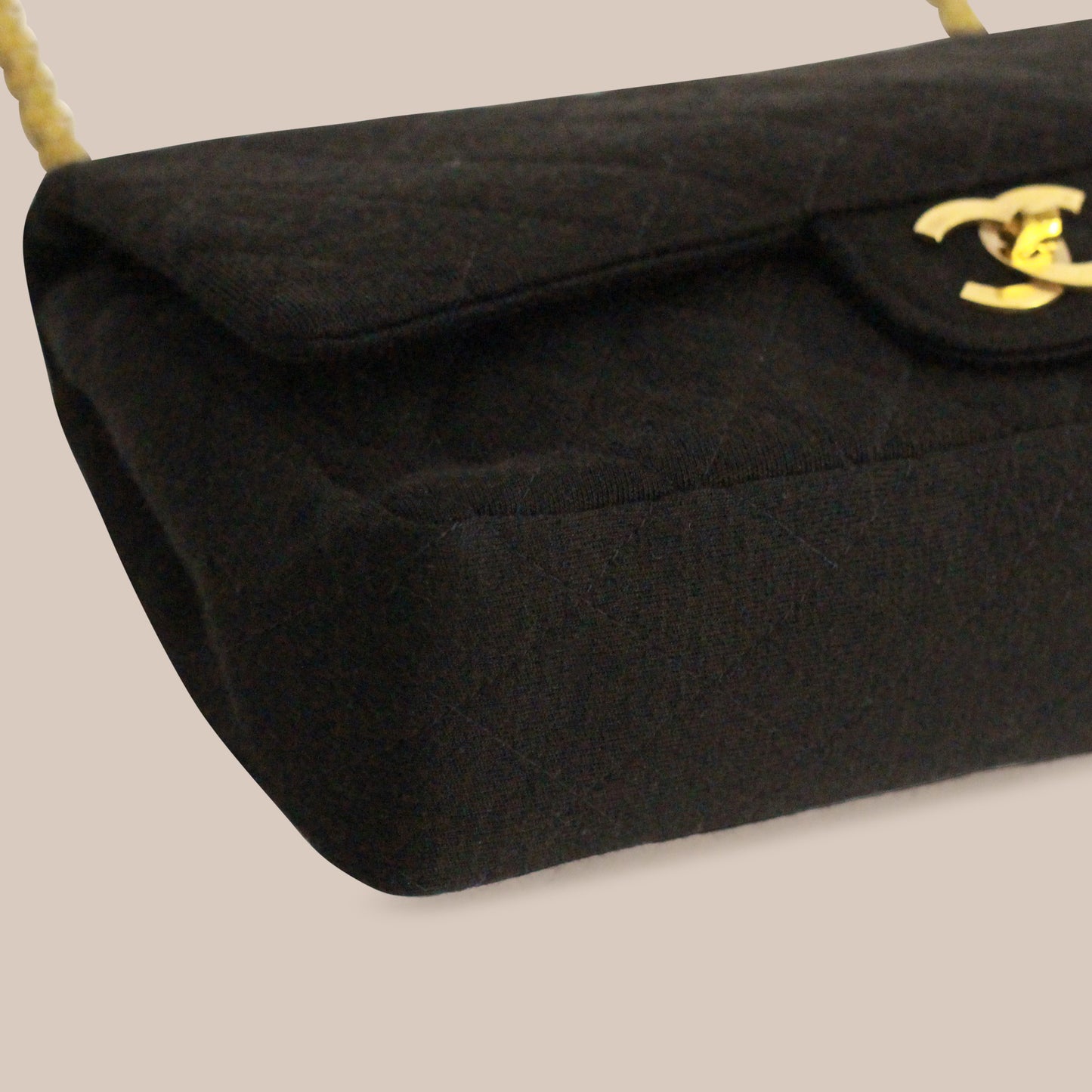 Chanel Timeless 2.55
