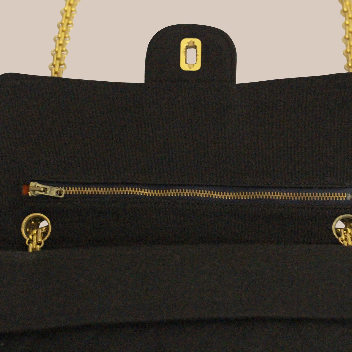 Chanel Timeless 2.55