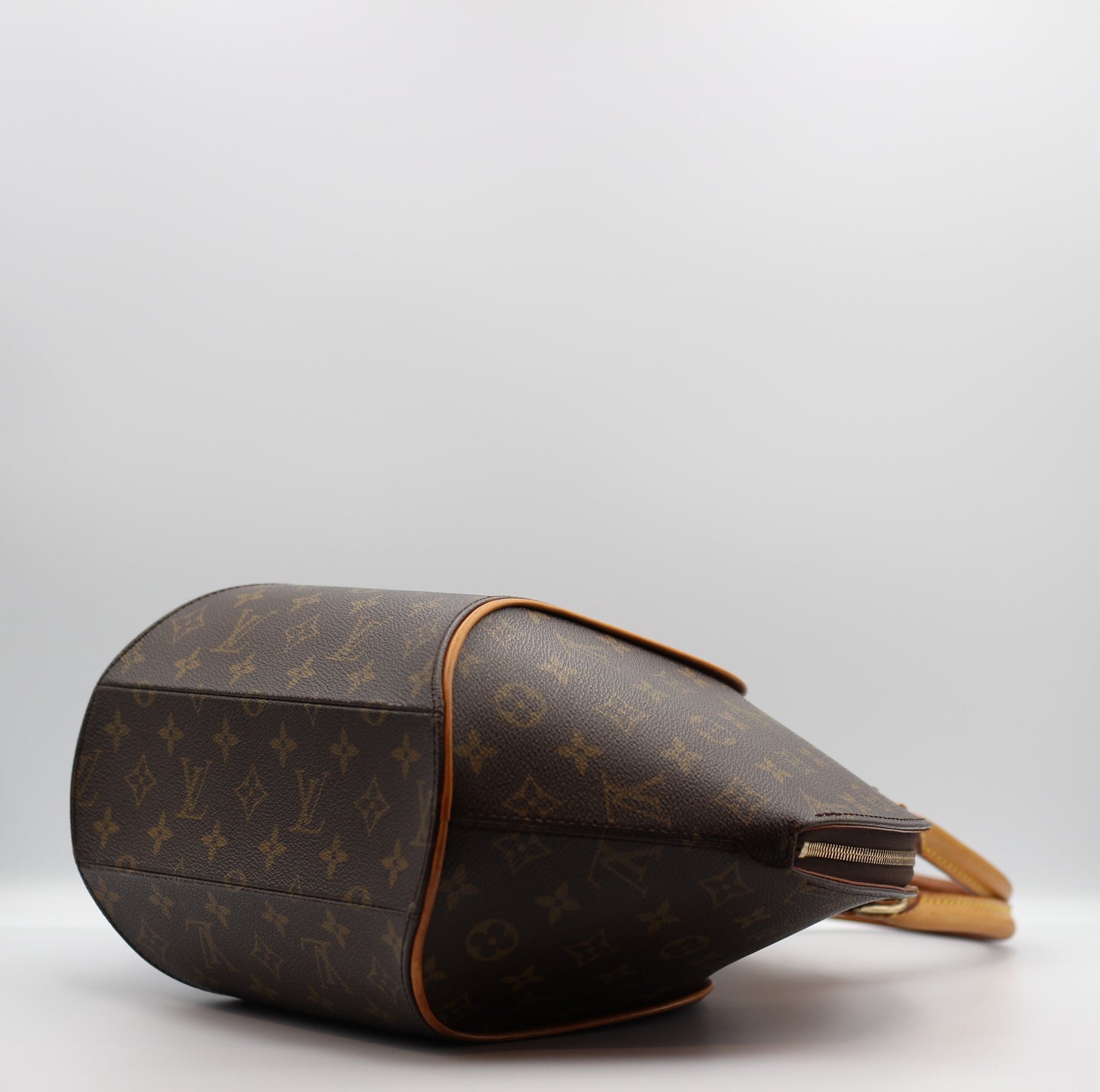 Louis Vuitton Ellipse MM