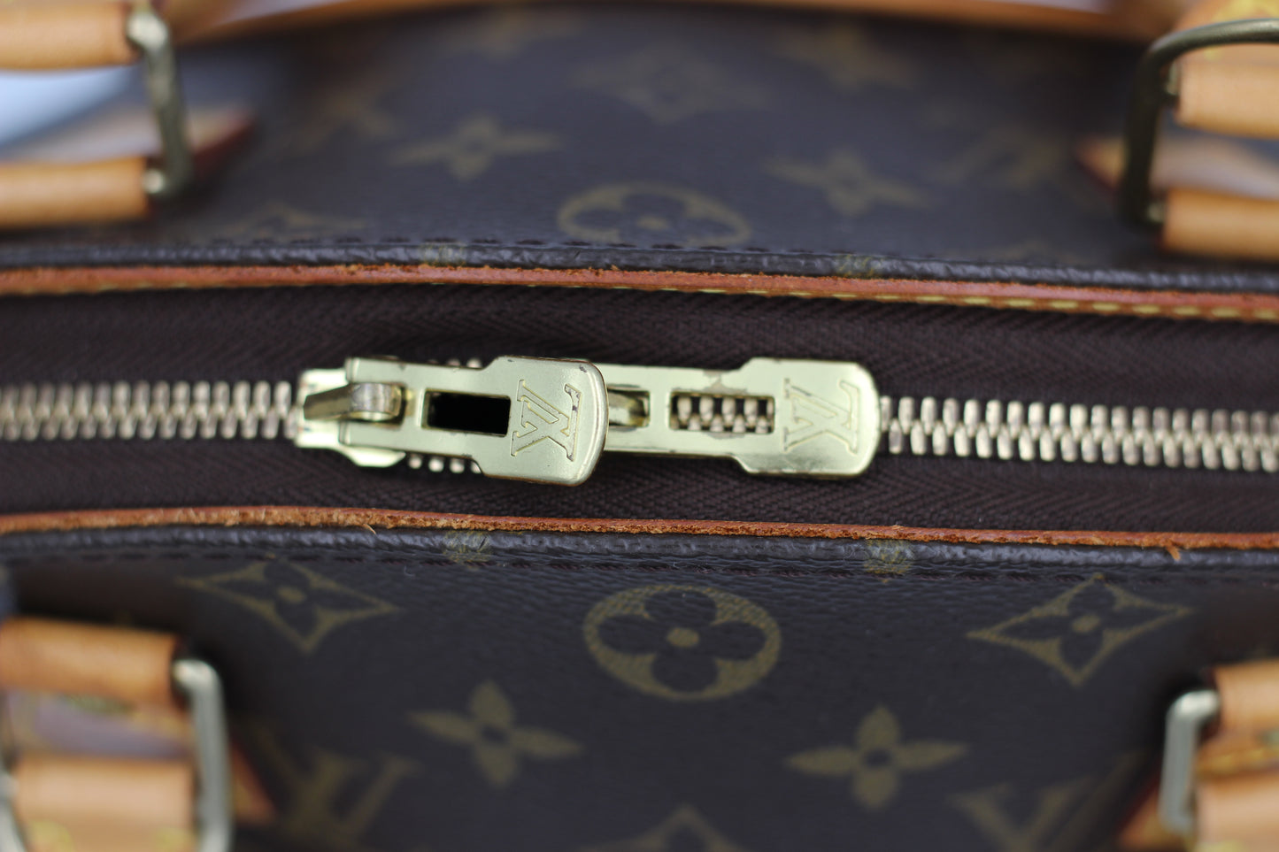 Louis Vuitton Ellipse MM