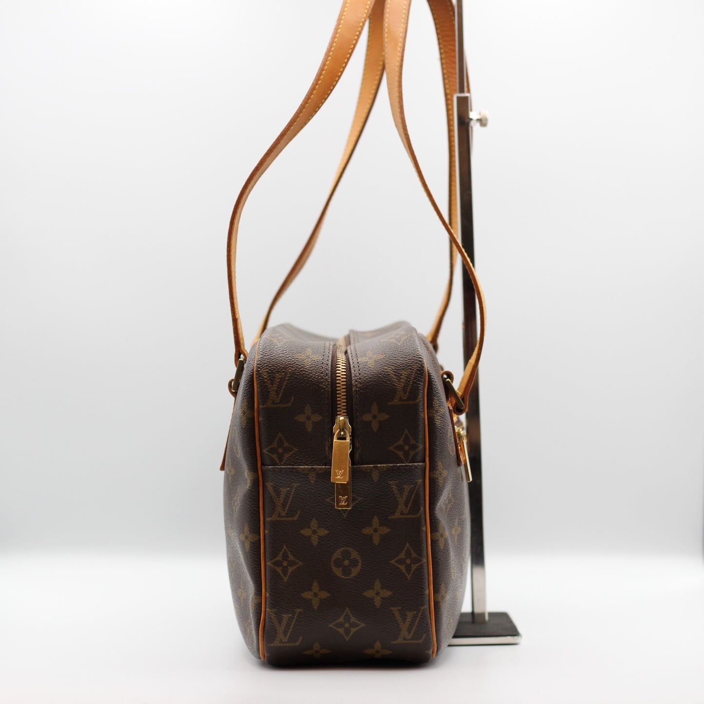 Louis Vuitton Cité GM